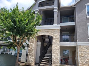 Apartments Rentals in Southwest Houston, TX - Exterior Apartment Building 